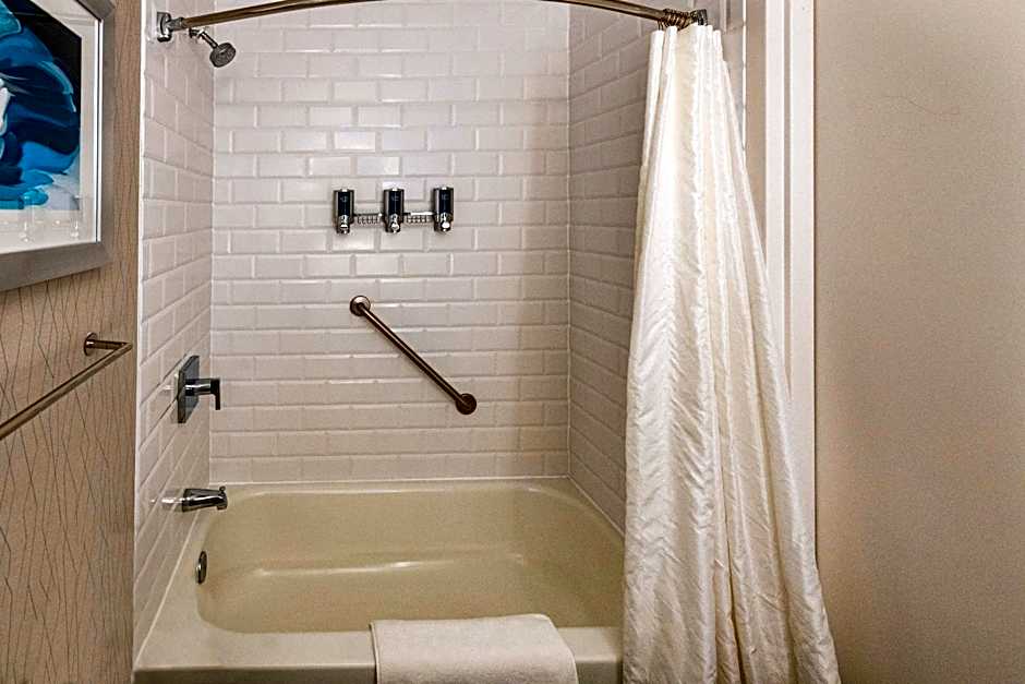 Radisson Hotel Fairview Heights - St Louis