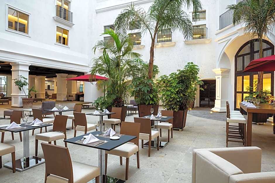 DoubleTree by Hilton Toluca