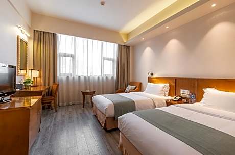 Business Twin Room with Lake View