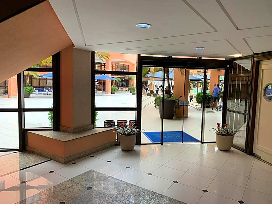 Jurerê Beach Village - Flat na Praia