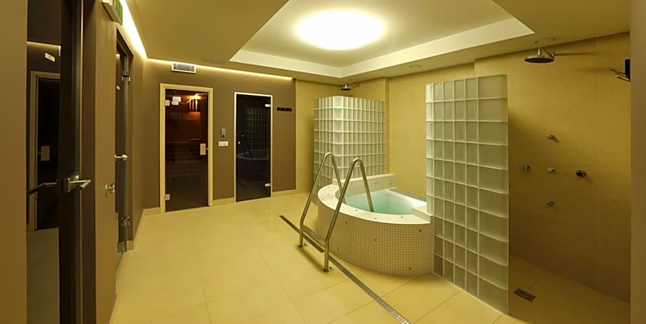 Esmarin wellness hotel