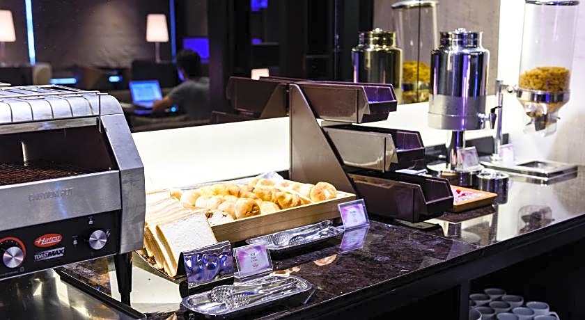 Tango Hotel Taichung