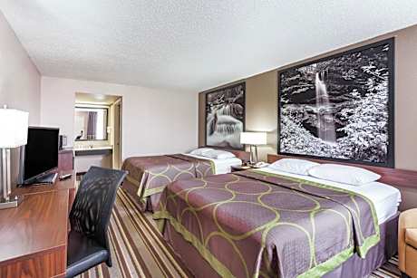 Standard Room with Two Queen Beds