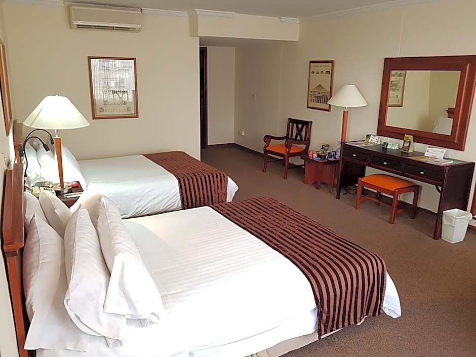 Torre de Cali Plaza Hotel