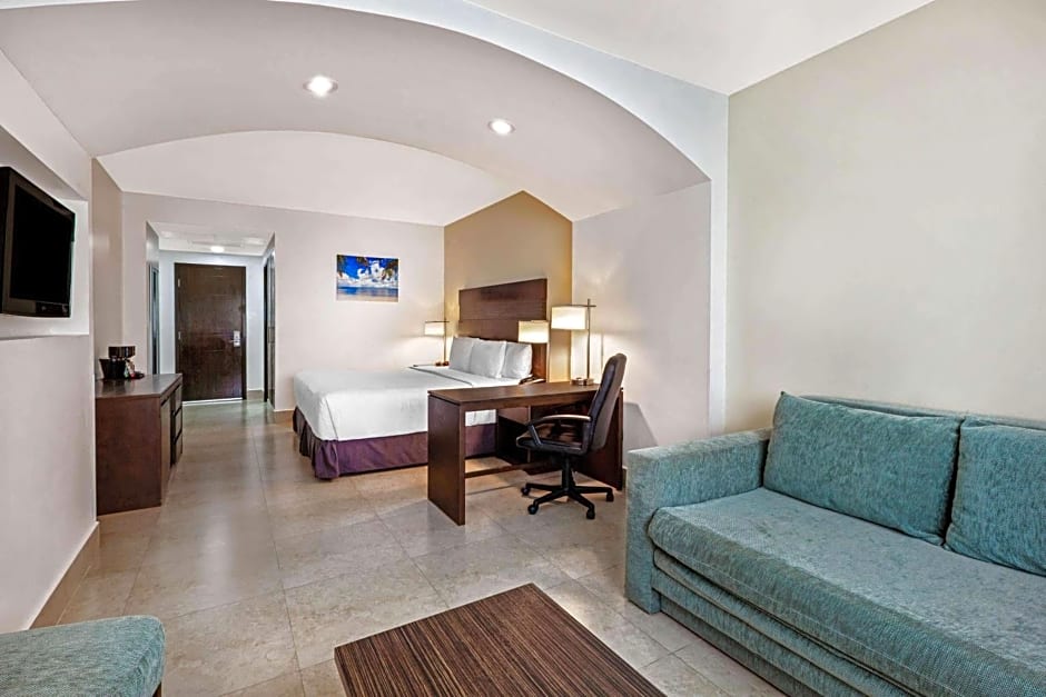 Wyndham Garden Cancun Downtown