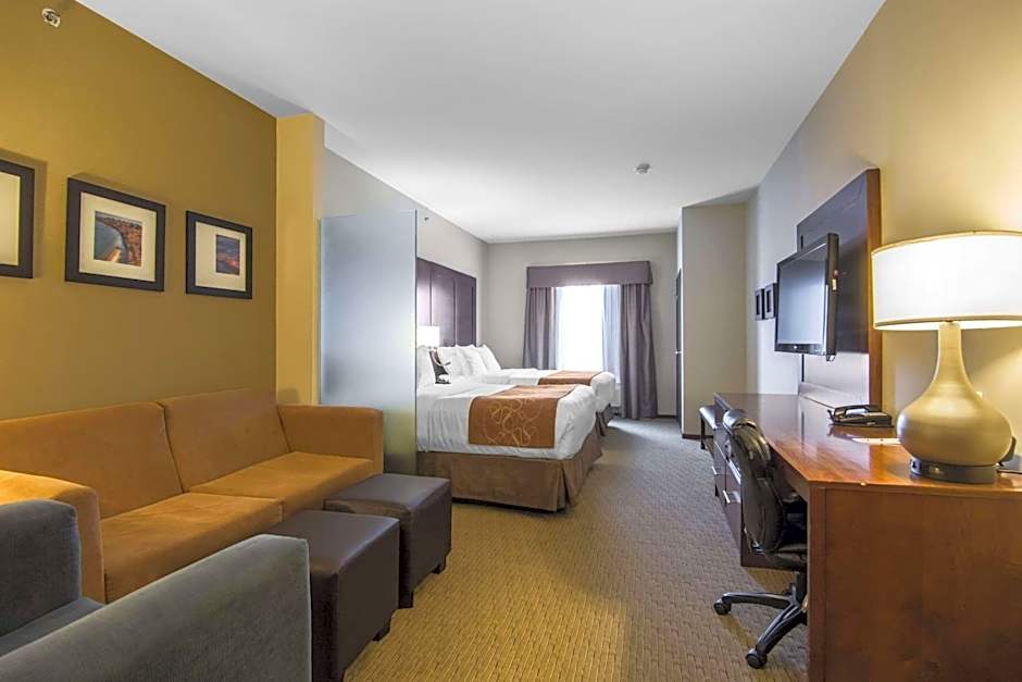Comfort Suites Saskatoon