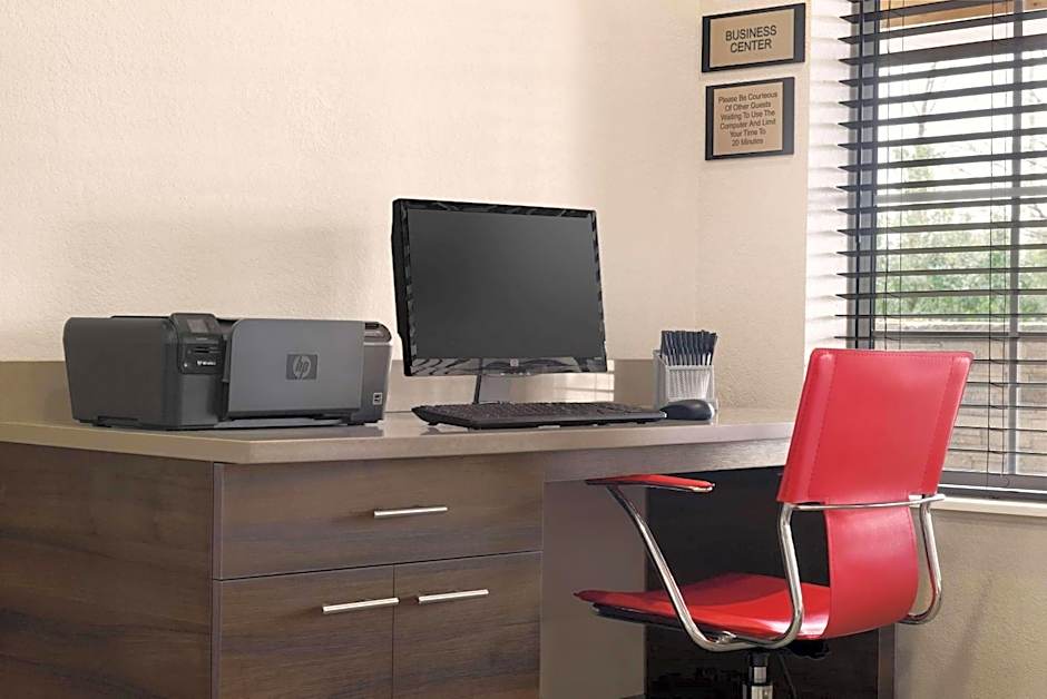 Country Inn & Suites by Radisson Romeoville I-55