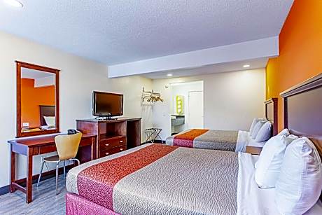 2 Queen Beds | Non-Smoking, Micfridge