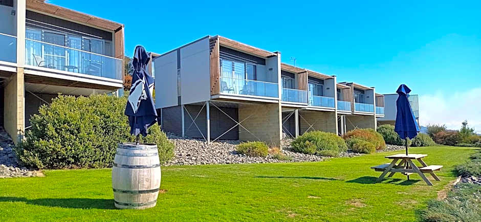 Rosevears Riverview Hotel