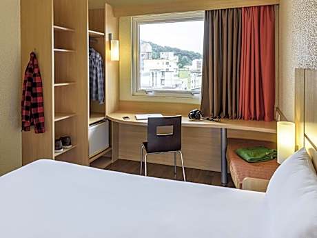 Standard Apartment with Two Single Beds