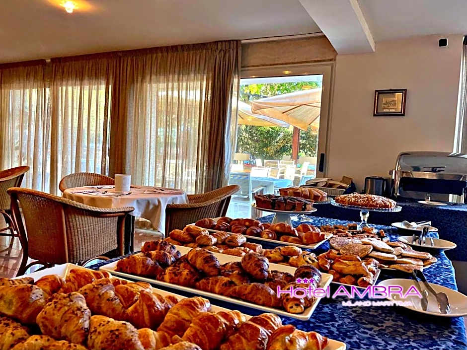 HOTEL AMBRA - Fronte Mare - Vicinissimi al Centro