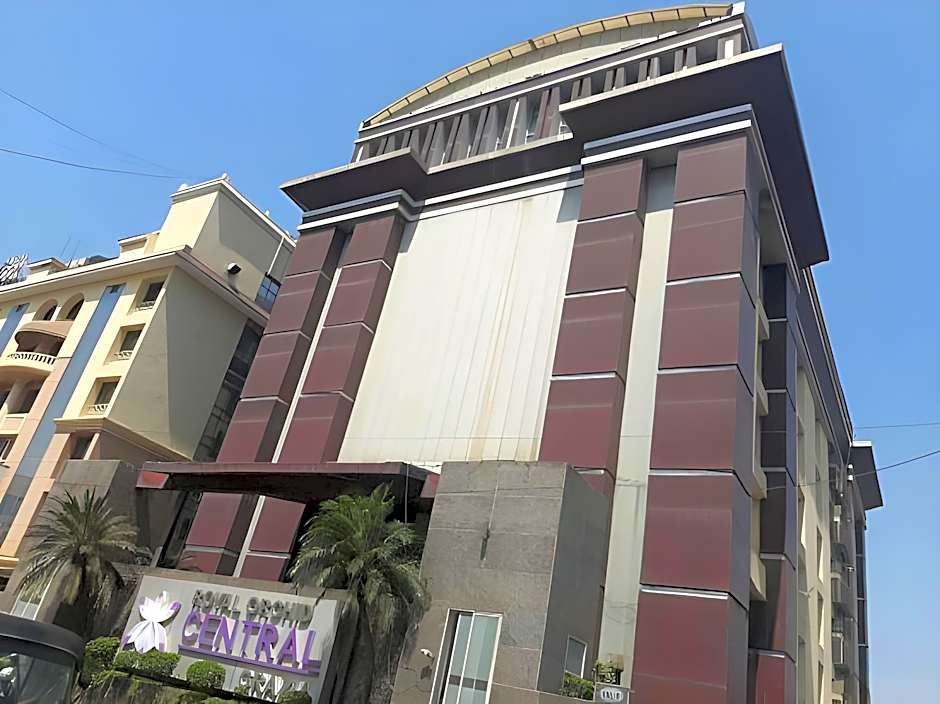 Lemon Tree Premier Navi Mumbai