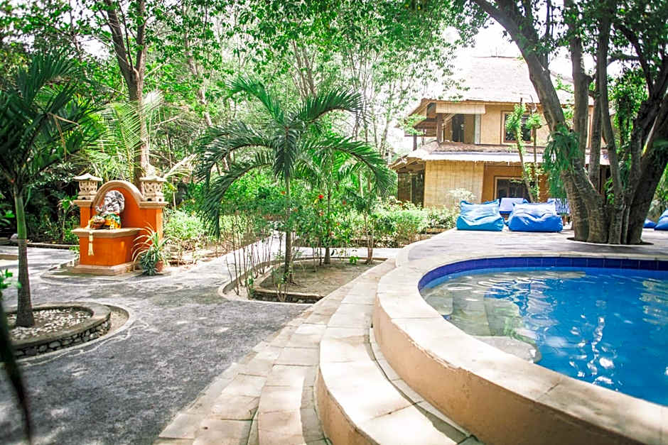 Alam Gili Trawangan by Mahaputra