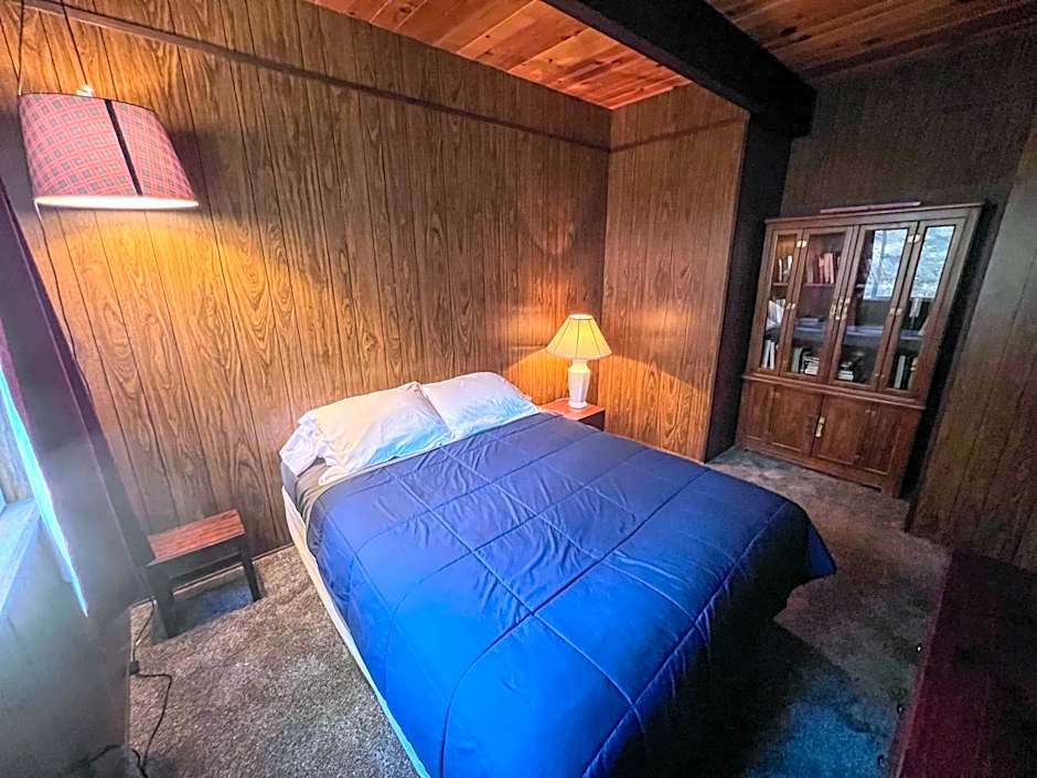 ITH Big Bear Lake Hostel & Retreat Center