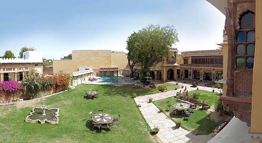 Ravla Bhenswara Hotel