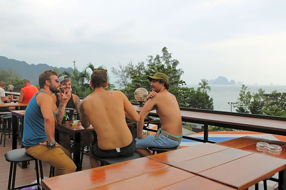 Balcony Party Hostel Ao Nang Beachfront Adult Only