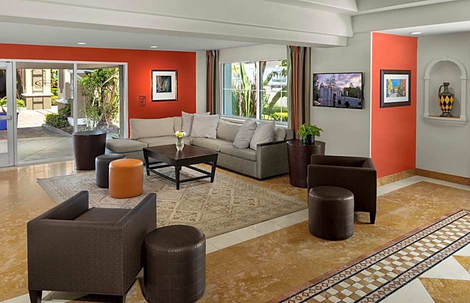 Anaheim Portofino Inn and Suites