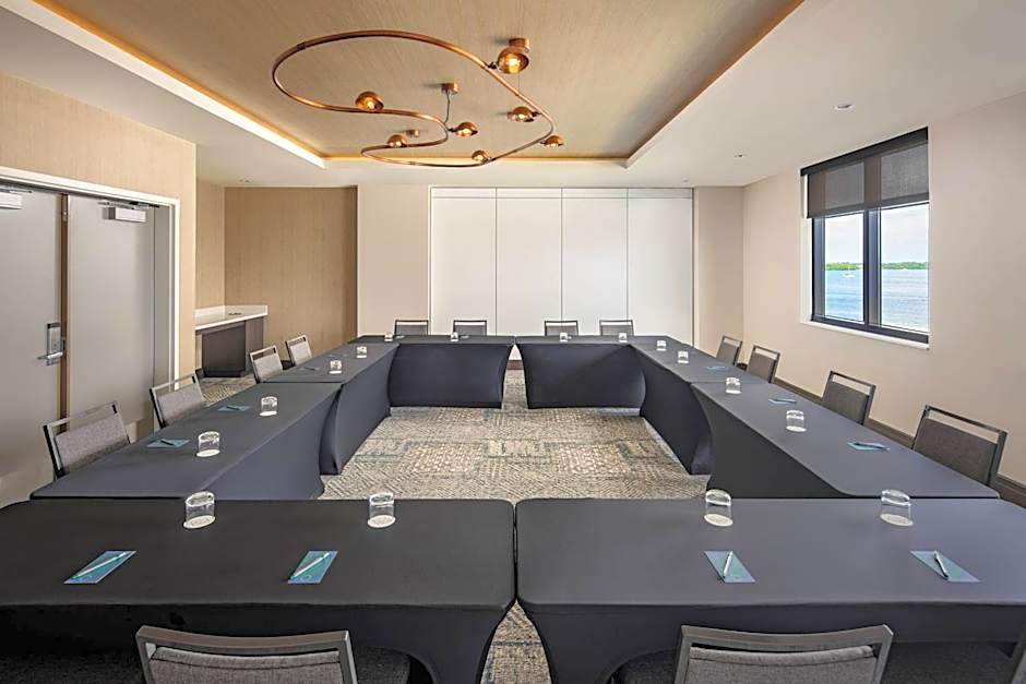 Luminary Hotel & Co., Autograph Hotels