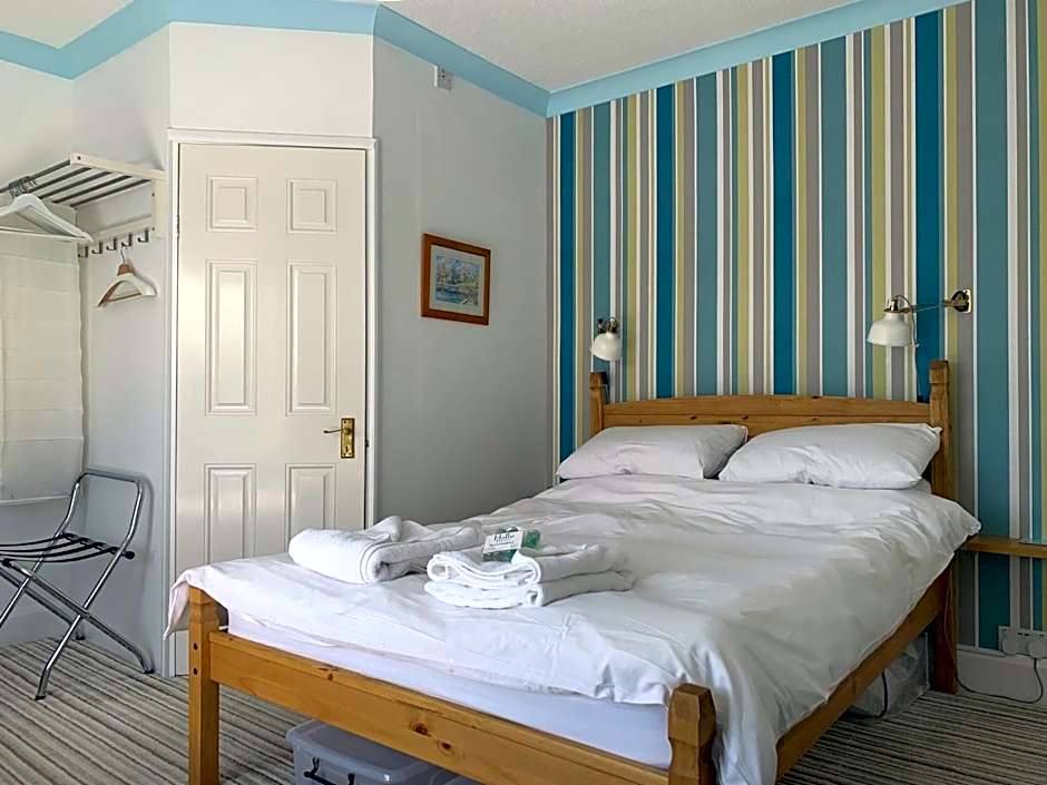 Holly Trees Guest Accommodation