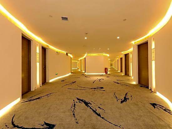 Ching Hotel