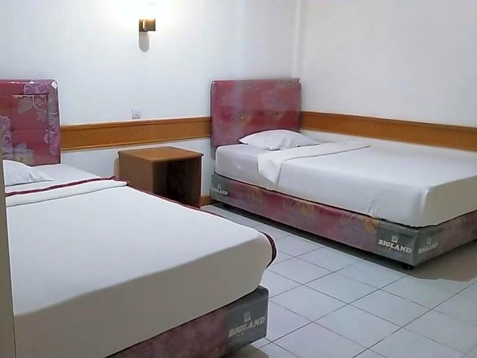 RedDoorz at Hotel Ermashta Jayapura