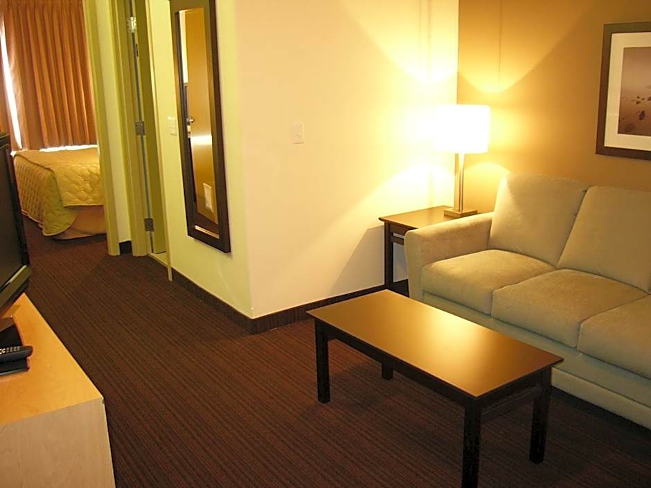 Super 8 by Wyndham Peterborough