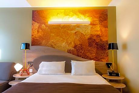 Junior Suite - Non-Smoking