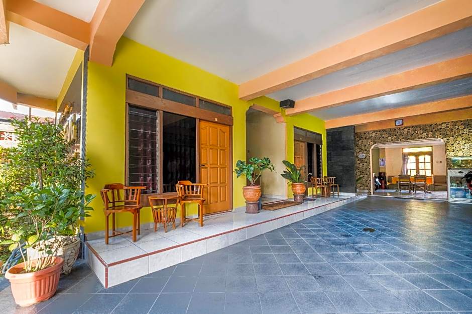 OYO 3206 Hotel Sido Langgeng