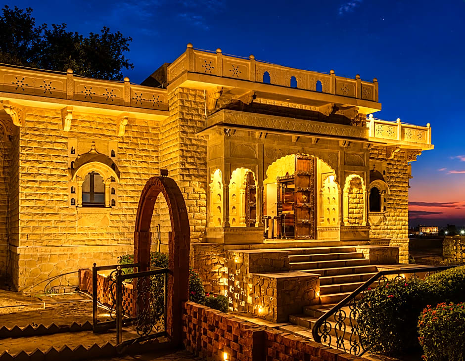Hotel Rawal Kot