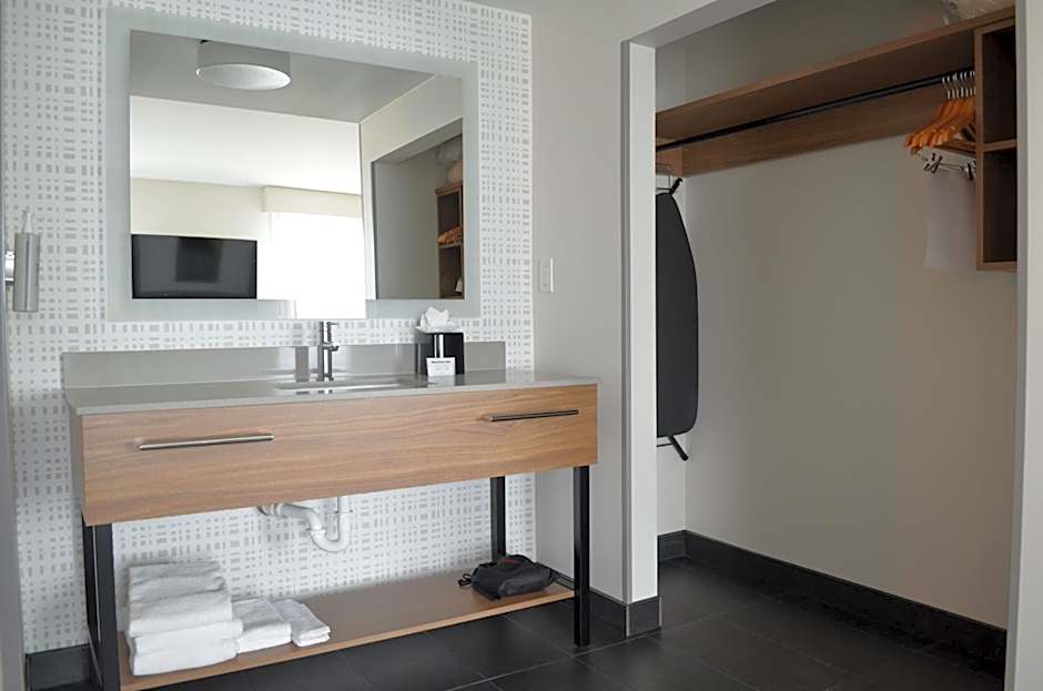 Hampton Inn By Hilton And Suites Tomball