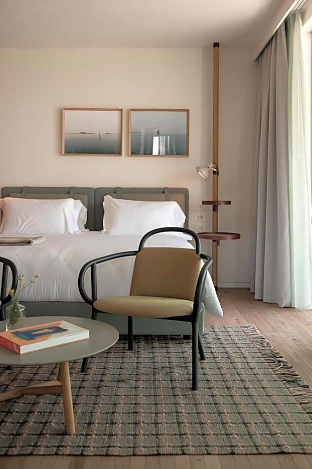 Laguna Faro Suites - Adults Only