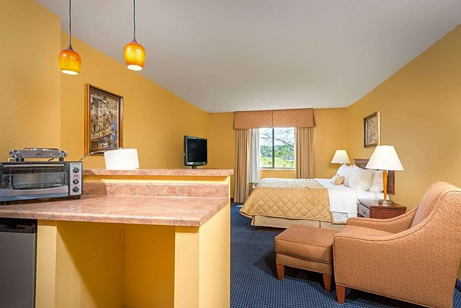 Ramada by Wyndham Catlettsburg/Ashland