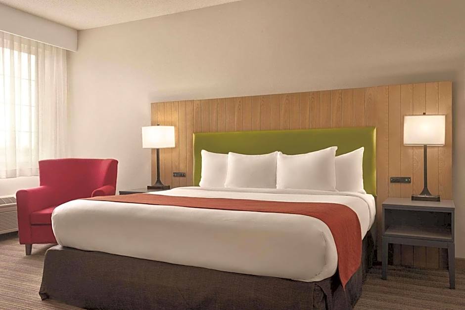 Country Inn & Suites by Radisson, Eagan, MN