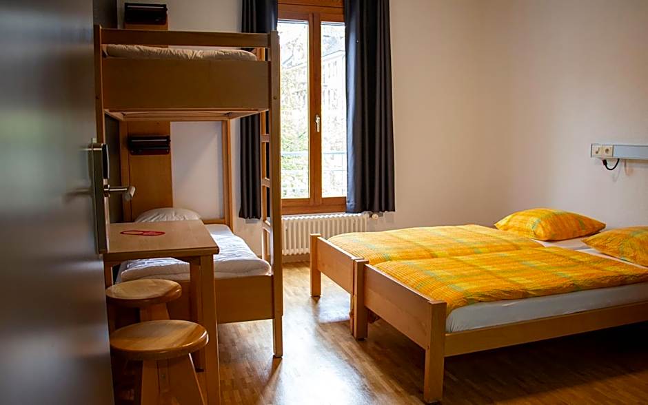 Geneva Hostel