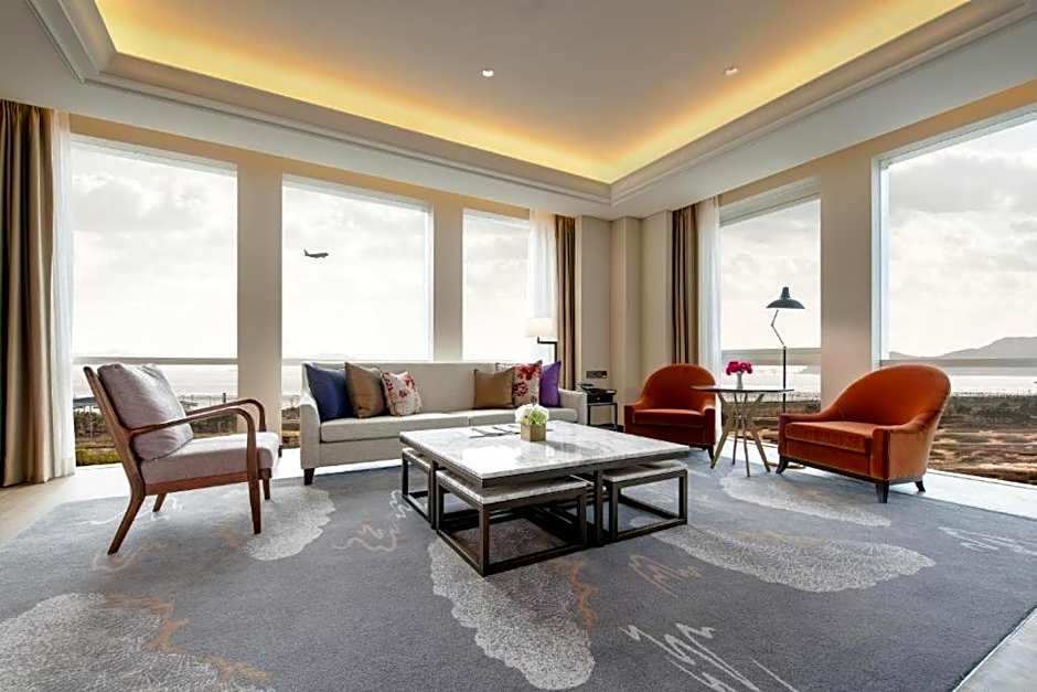 Photo 1 of 3 of Deluxe Grand Suite