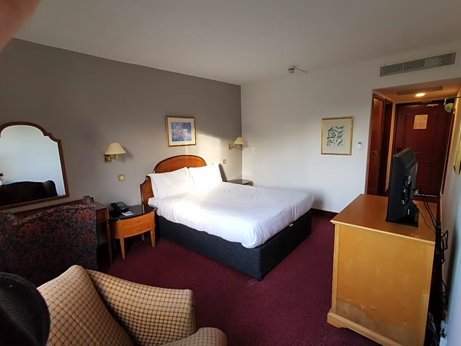 Copthorne Effingham Gatwick Hotel