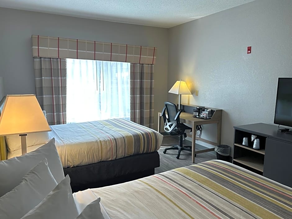 Country Inn & Suites by Radisson, Grand Rapids Airport, MI