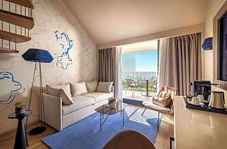 V level Suite for 2+2 Seaview