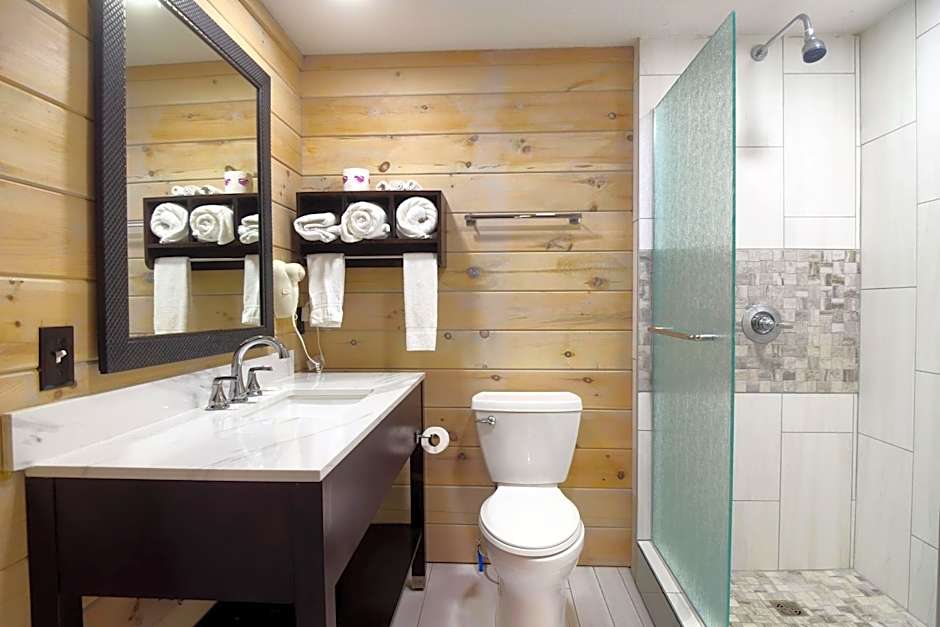 Tennessee Mountain Lodge Riverside by OYO