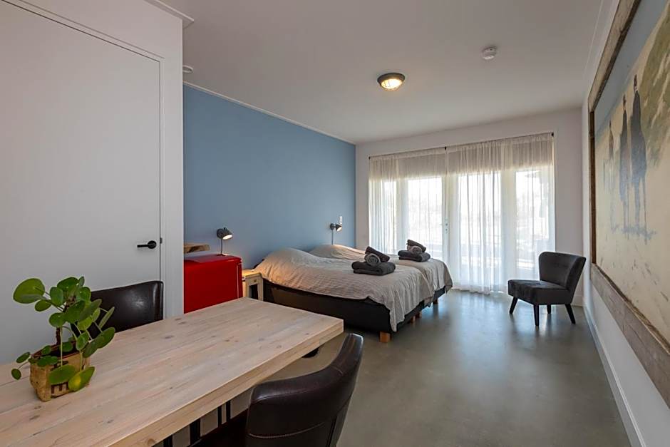 Ride by the Sea Guesthouse