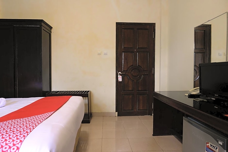 Super OYO 515 Oasis Hotel