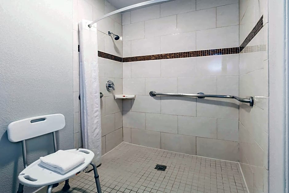 Ramada by Wyndham El Paso
