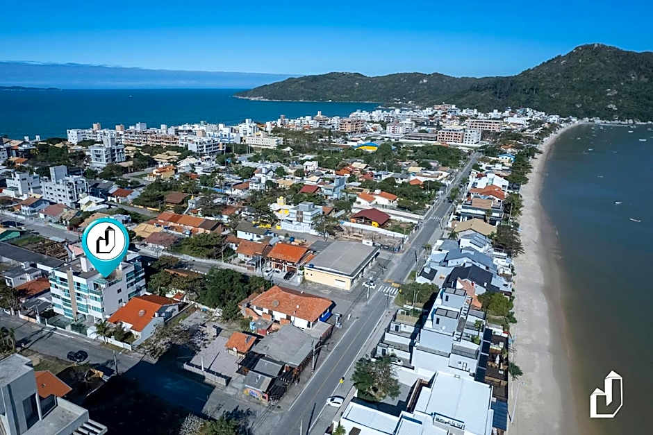 Cobertura 03 suítes, piscina privativa e vista mar
