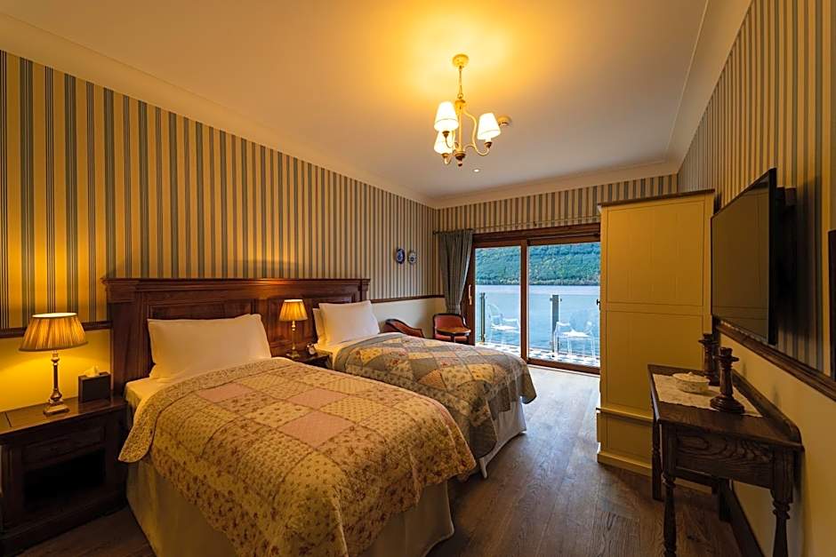 The Whispering Pine Lodge