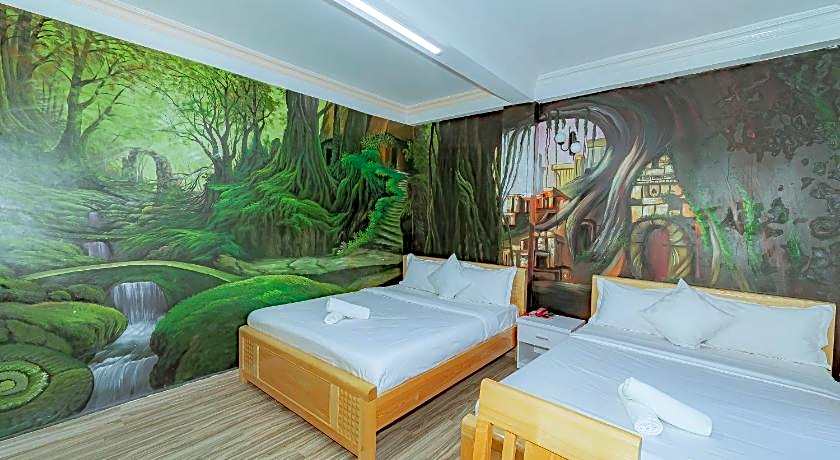 Ken's Backpackers Hotel