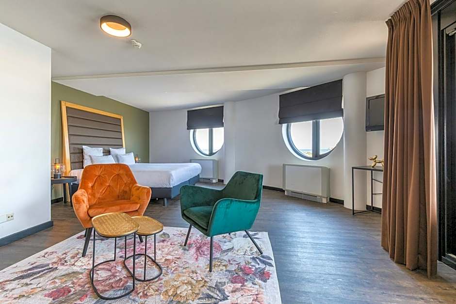 Leonardo Hotel IJmuiden Seaport Beach