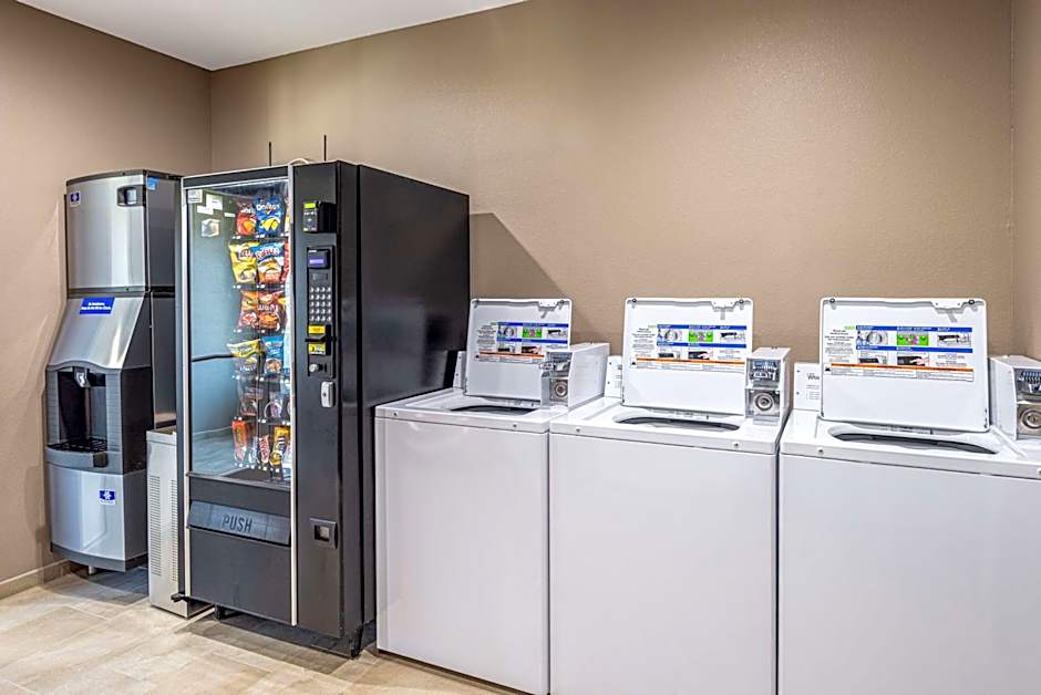 Studio 6 Lake Charles