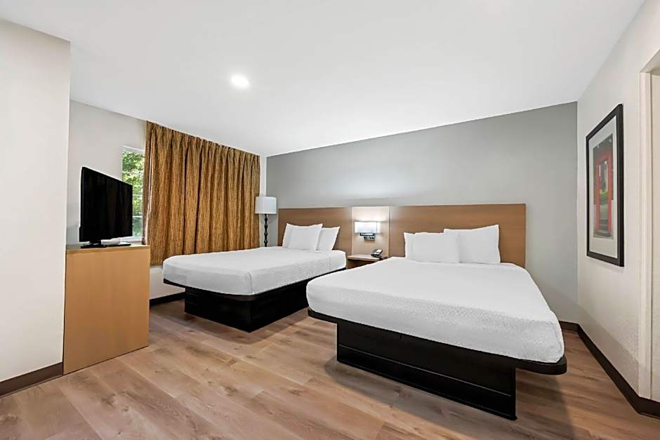 MainStay Suites Raleigh North