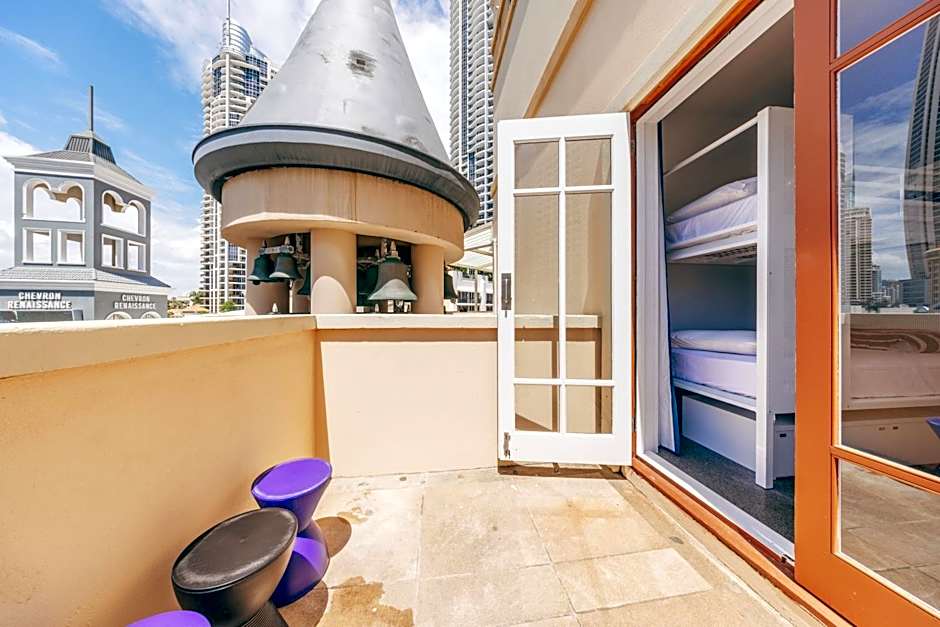 Maze Backpackers - Gold Coast