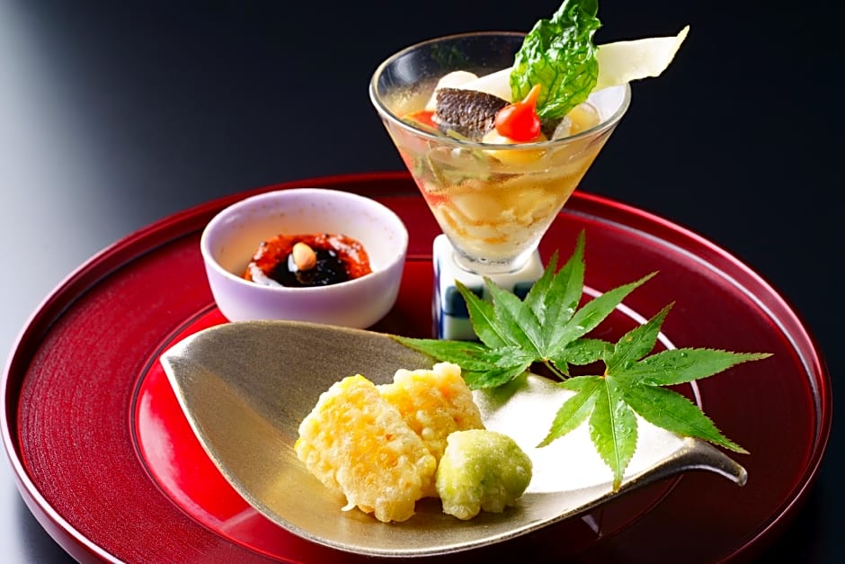 Yufuin Onsen Toshoan